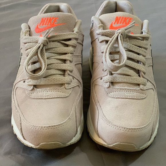 Nike Air Max Command Premium String Metallic Gold 7.5 Sneakers - Picture 3 of 6